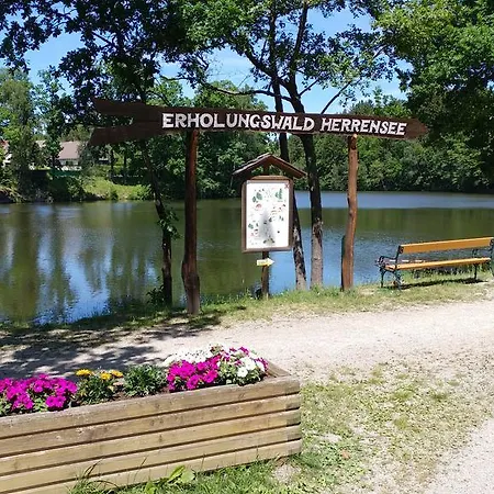 Haus Herrensee Apartamento *